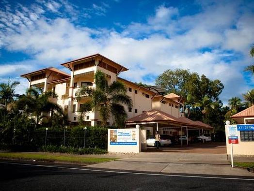 Plaza Aparthotel Cairns