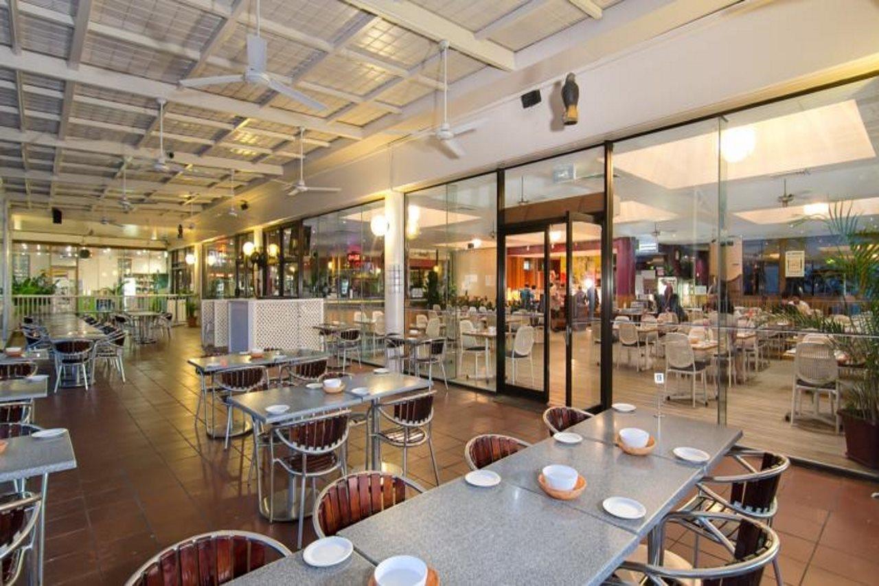 Hotel Acacia Court