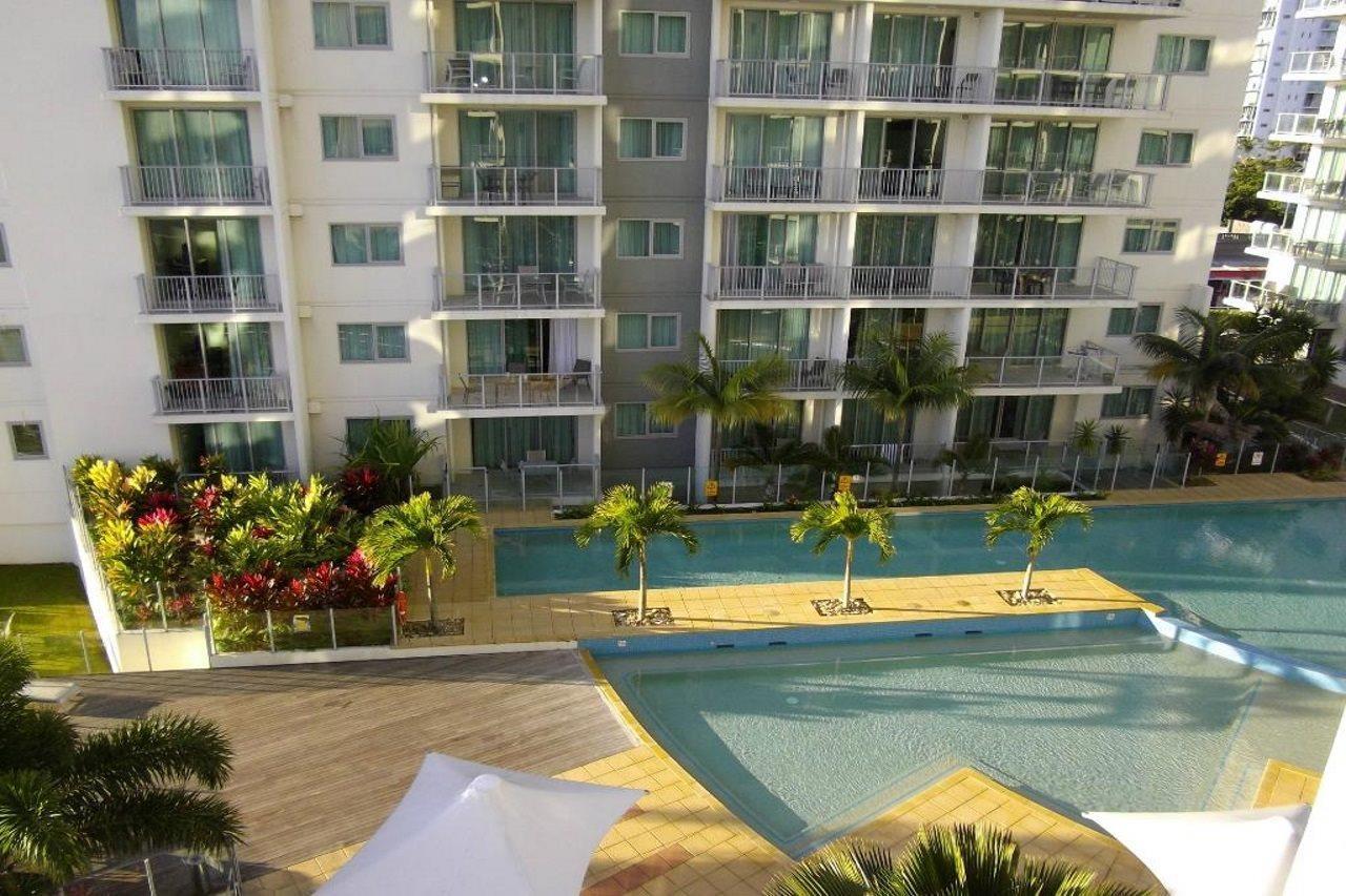 Hotel Mantra Trilogy Cairns