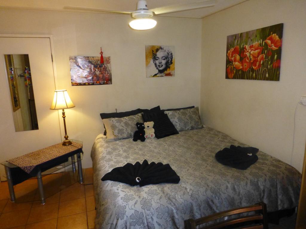 Homestay At Julie's *