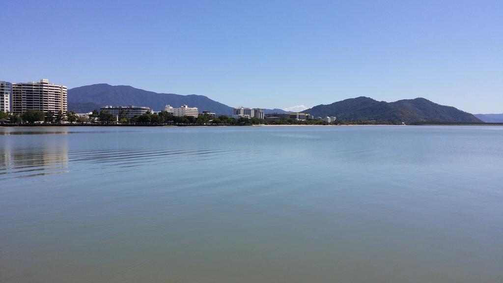 Apartment Stratford Tropical Cairns