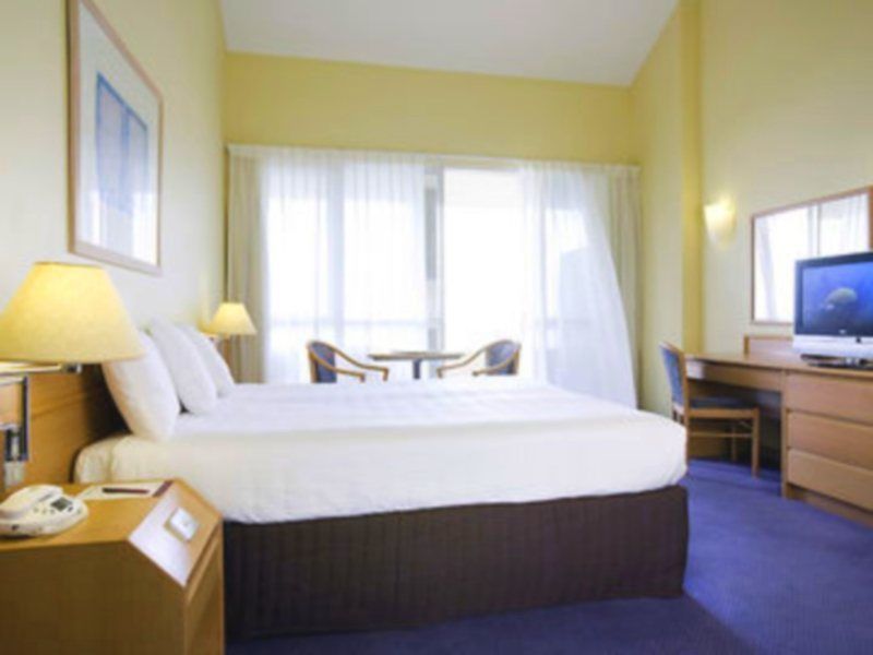 Harbourside Hotel