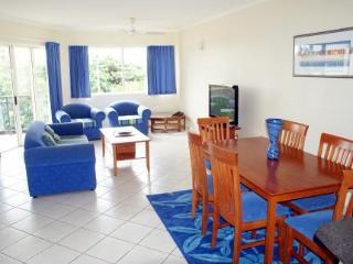 North Cove Waterfront Aparthotel Cairns