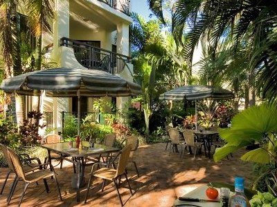 Tropic Towers Aparthotel
