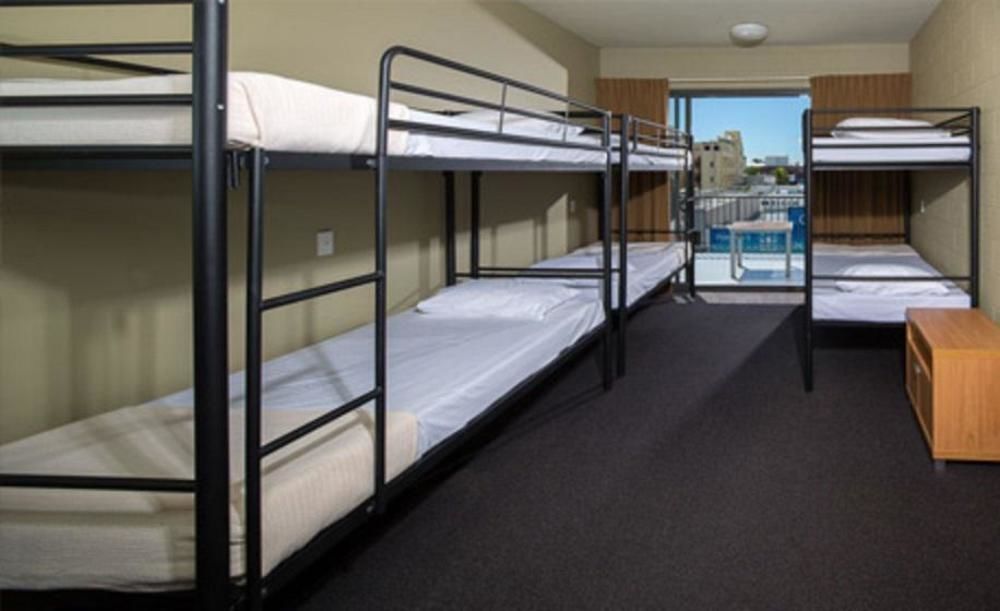 Gilligan's & Hostel *