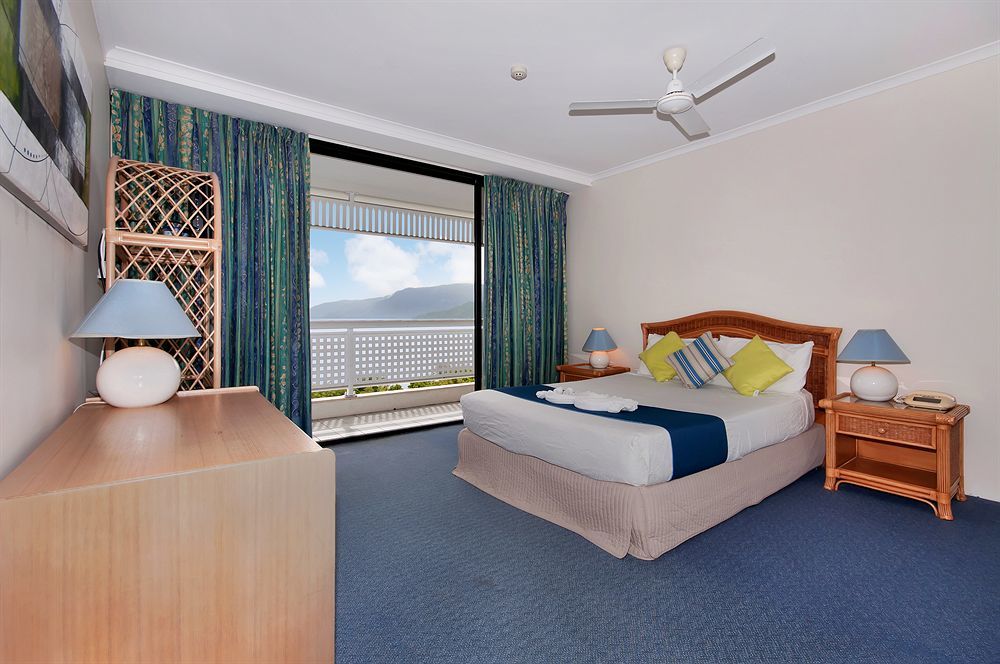 Tropiq Hotel