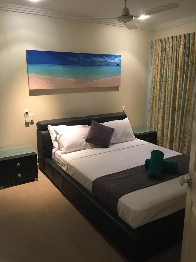 Apartment Golf Course Cairns