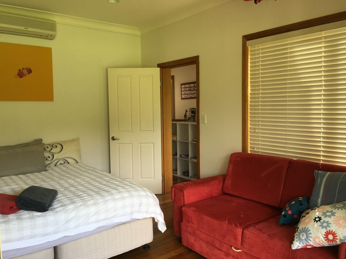 Homestead Redlynch Pet And Family Friendly Bed & Breakfast