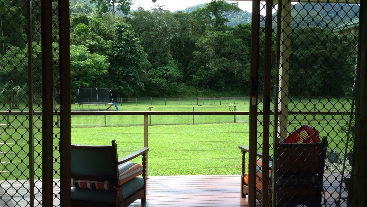 Bed & Breakfast Homestead Redlynch Pet And Family Friendly Cairns