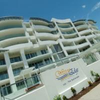 Waters Edge Aparthotel