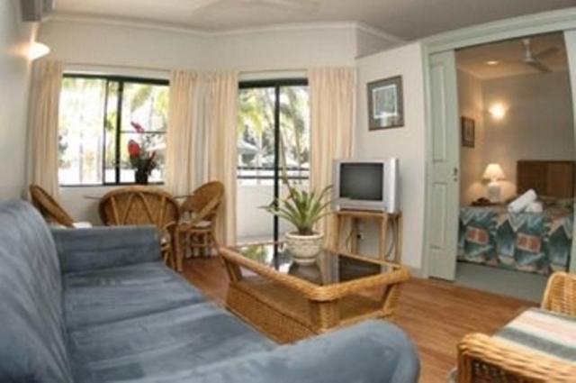 Aparthotel Half Moon Bay Cairns