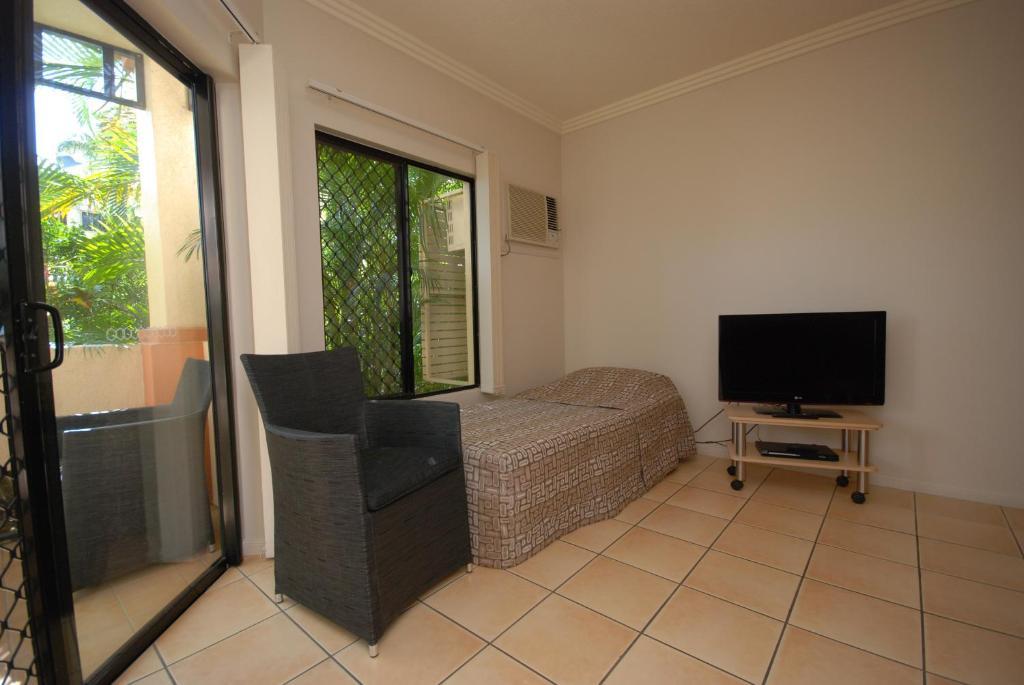 Aparthotel Plaza 4*