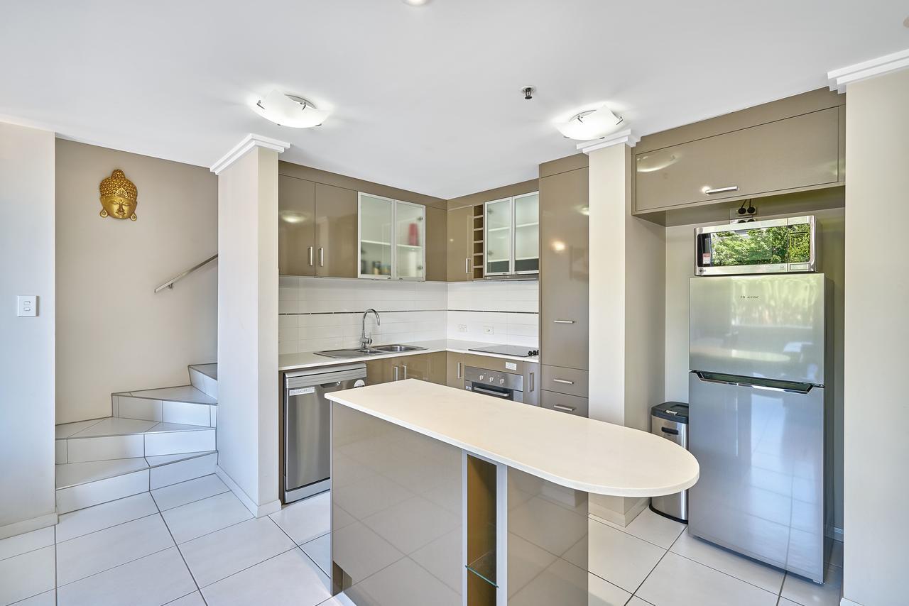 Centrepoint Apartment