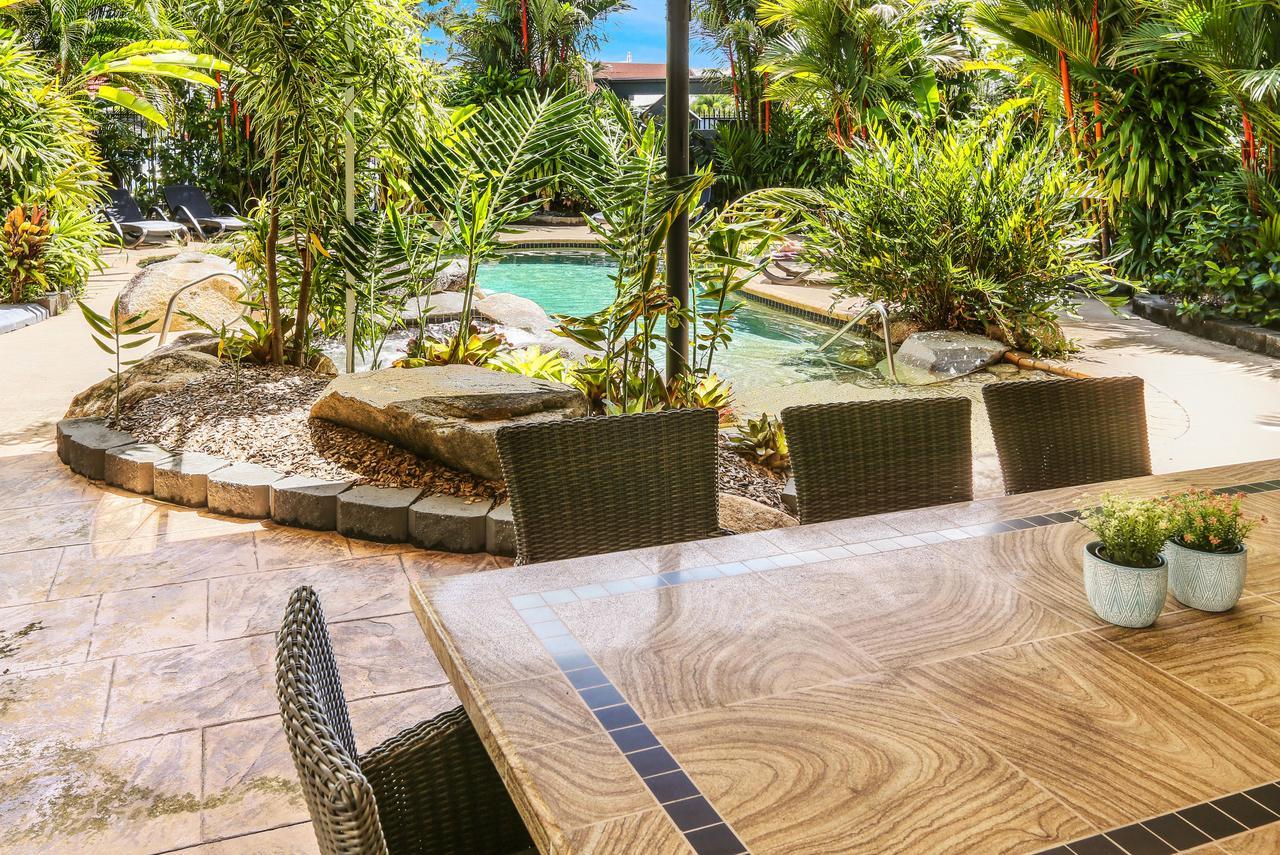 Cascade Gardens Aparthotel