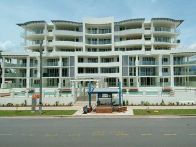 Aparthotel Waters Edge Cairns