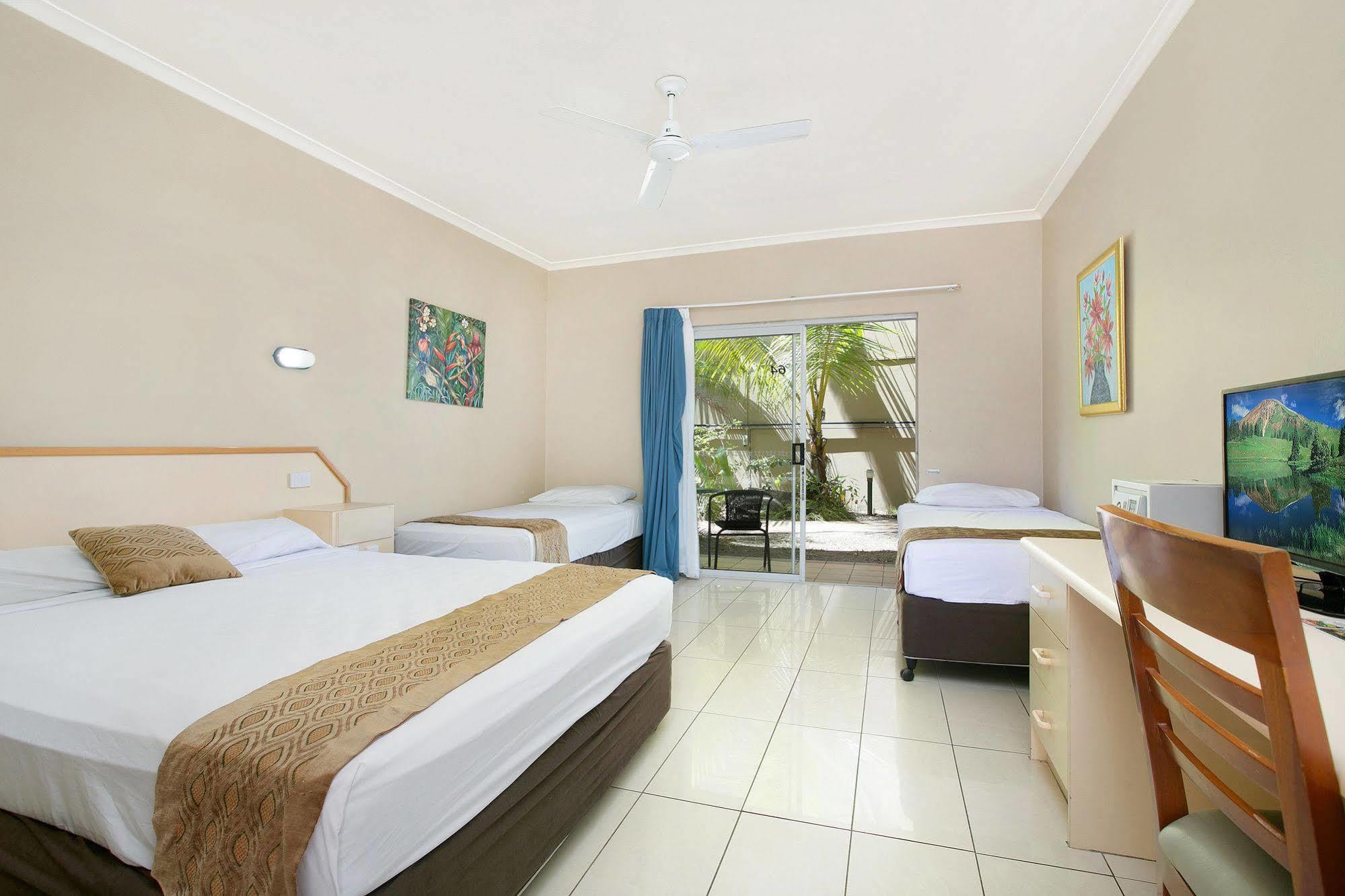 Hotel Tropiq Cairns