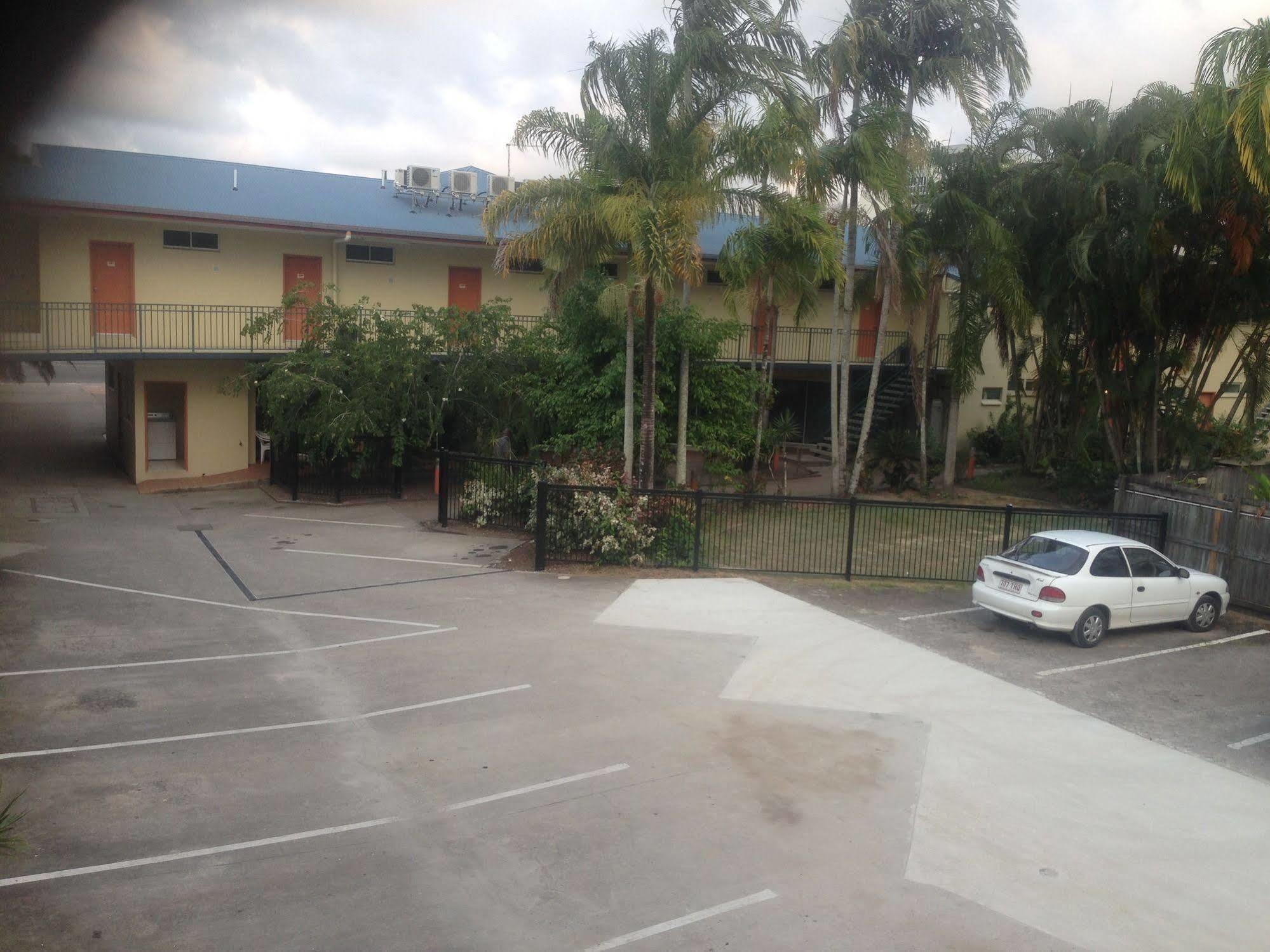 Tropical Queenslander Cairns