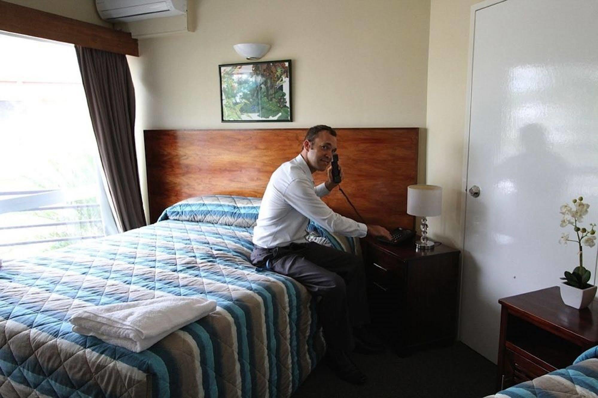 Tropical Queenslander Motel Cairns
