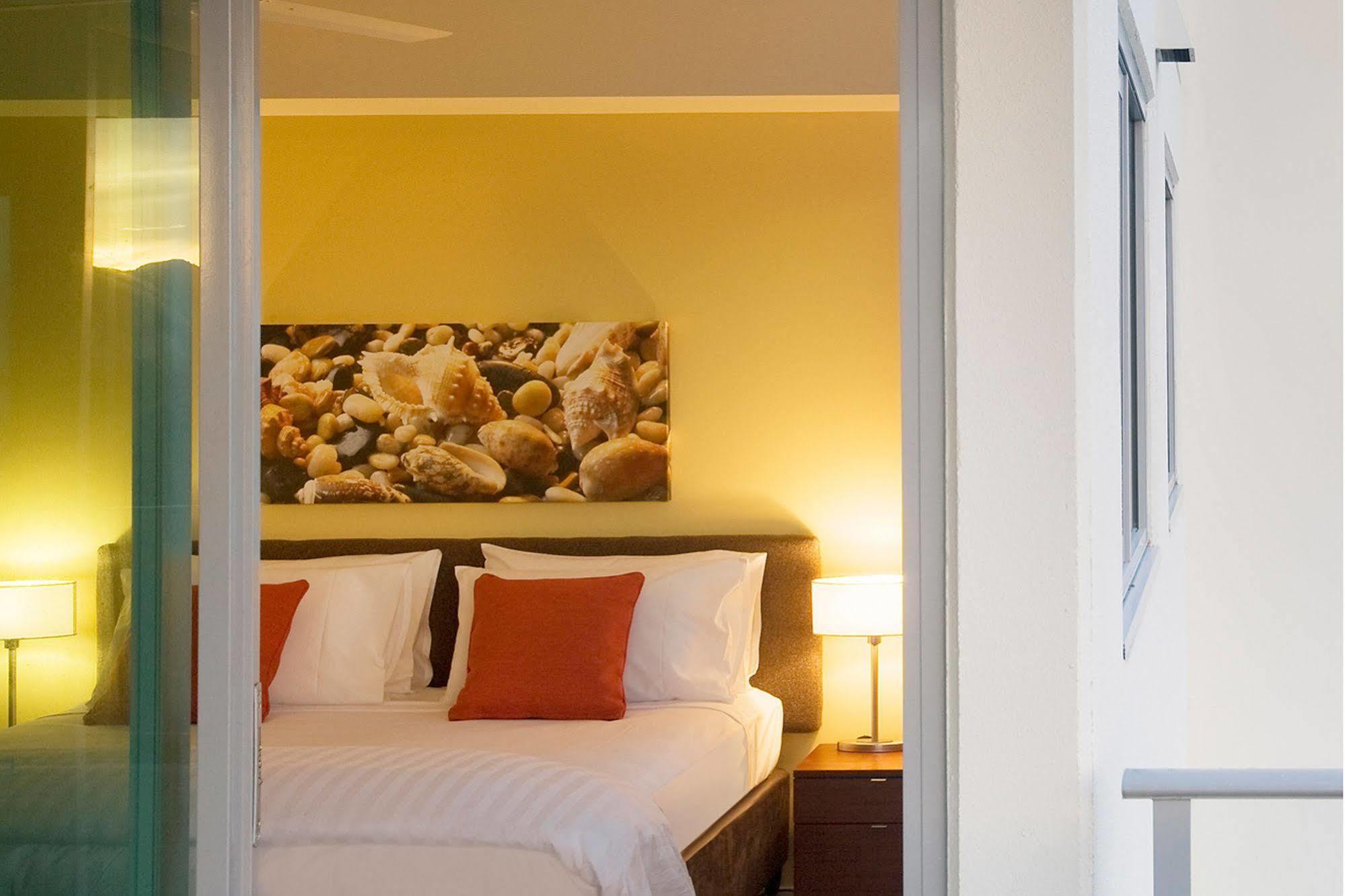 Hotel Mantra Trilogy Cairns