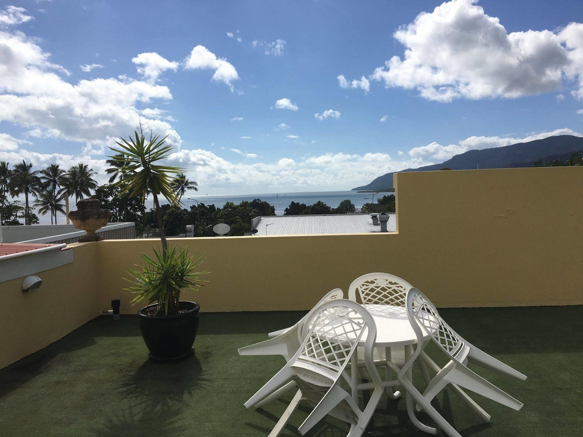 Il Palazzo Aparthotel Cairns