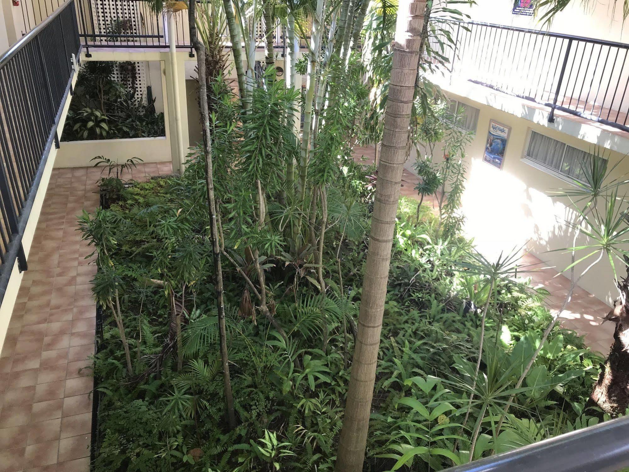 Vaucluse 4* Cairns