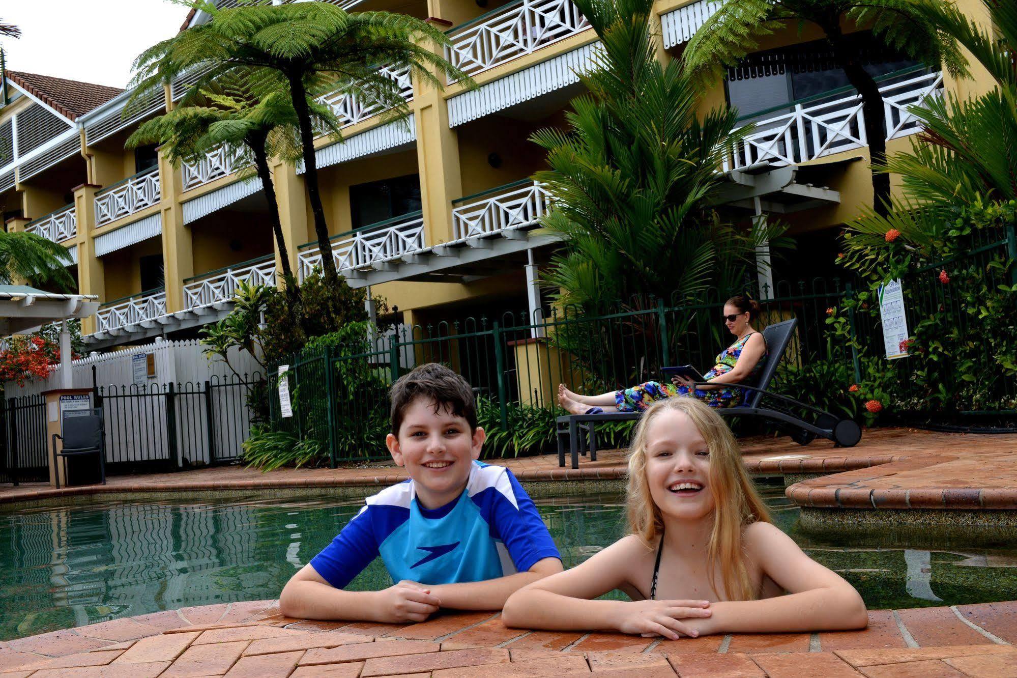 Aparthotel Waterfront Terraces Cairns