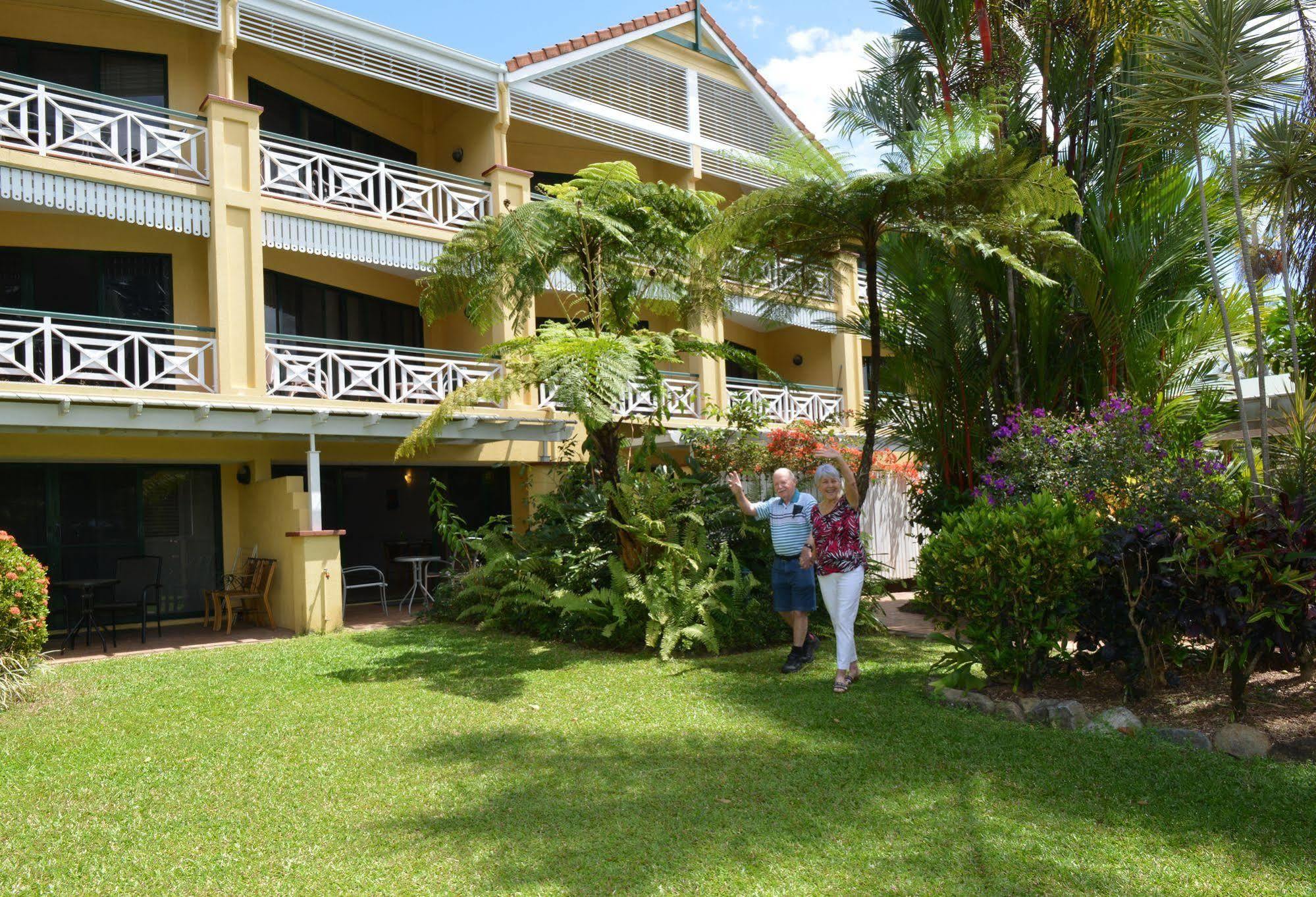 Waterfront Terraces Aparthotel Cairns