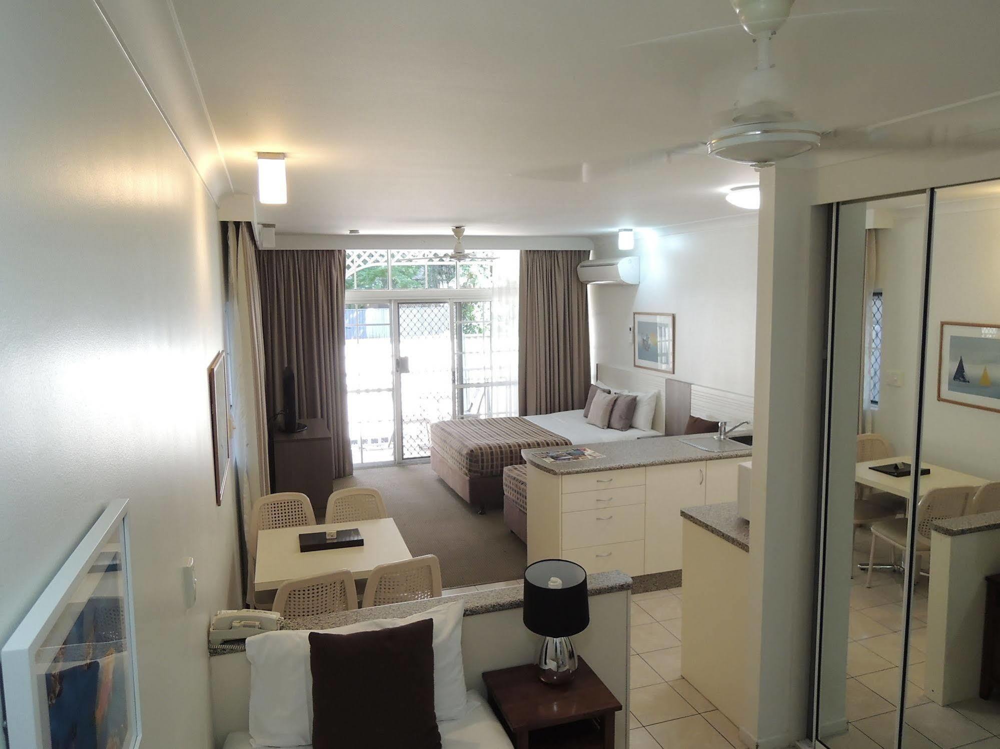 Reef Palms Motel Cairns