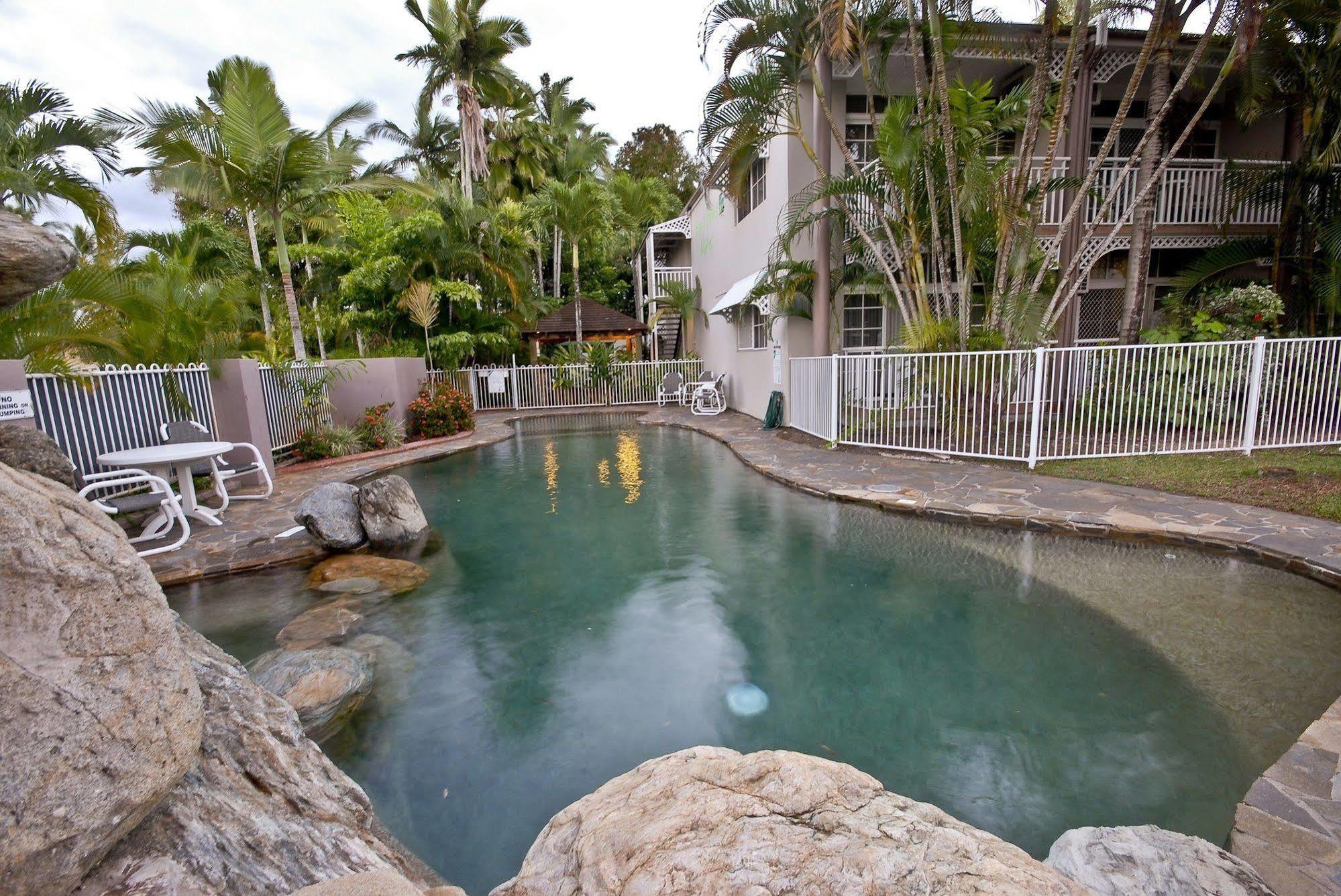 Reef Palms 3*