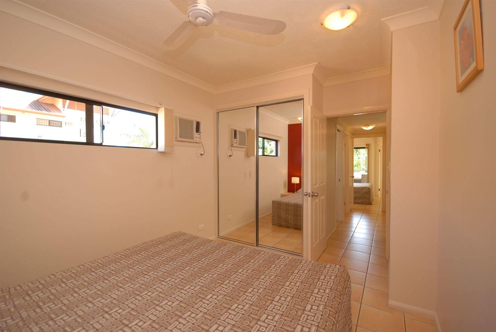 Plaza Aparthotel Cairns