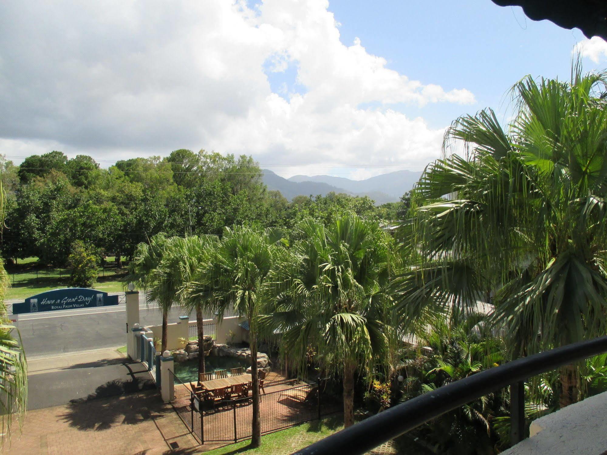 Royal Palm Aparthotel