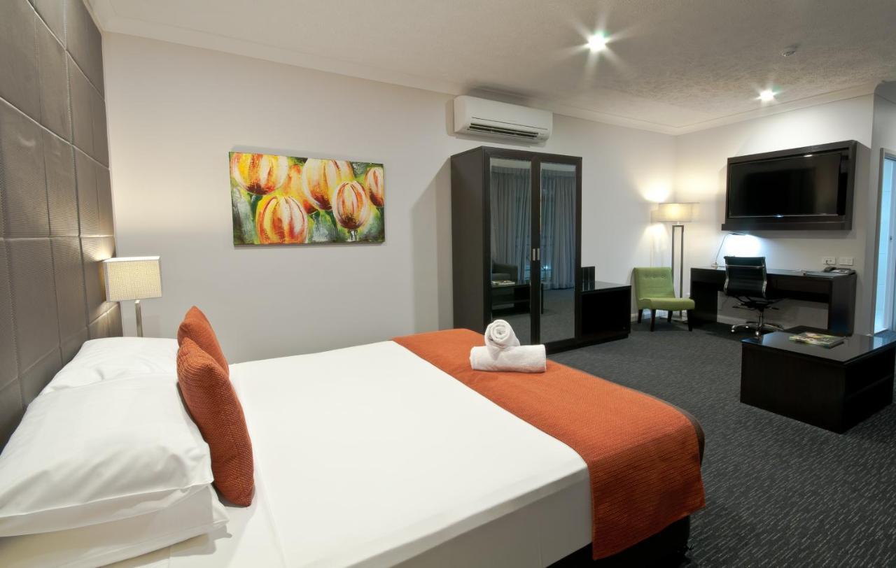 Khách sạn The Abbott Boutique Cairns