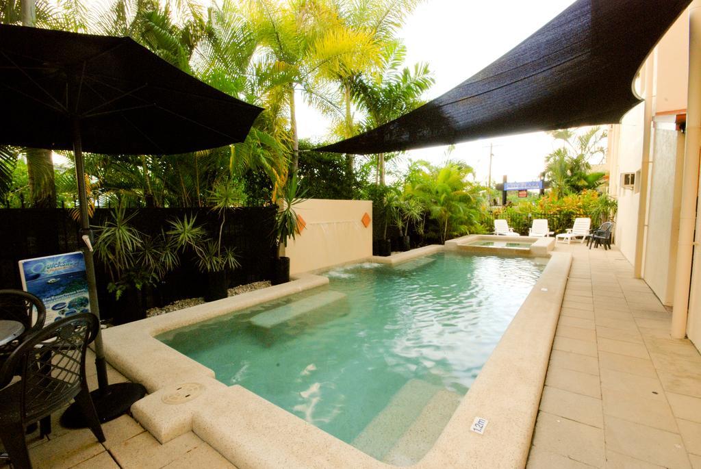 Plaza Aparthotel 4*