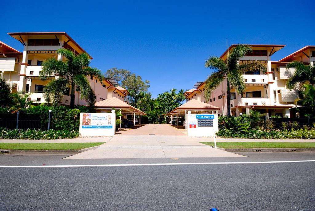 Plaza Aparthotel Cairns