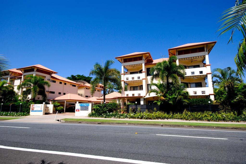 Plaza Aparthotel