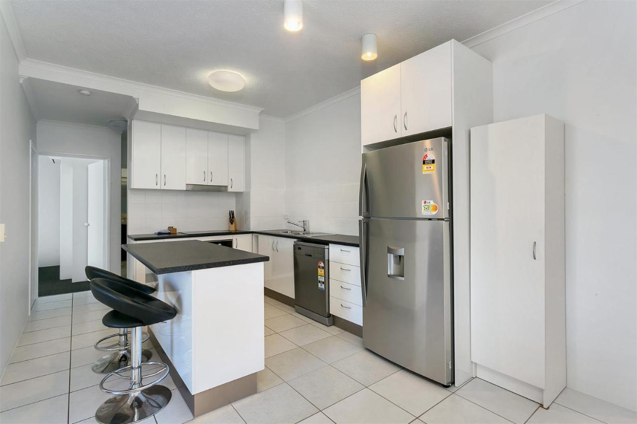 Bayside City Two Bedroom Apartment *