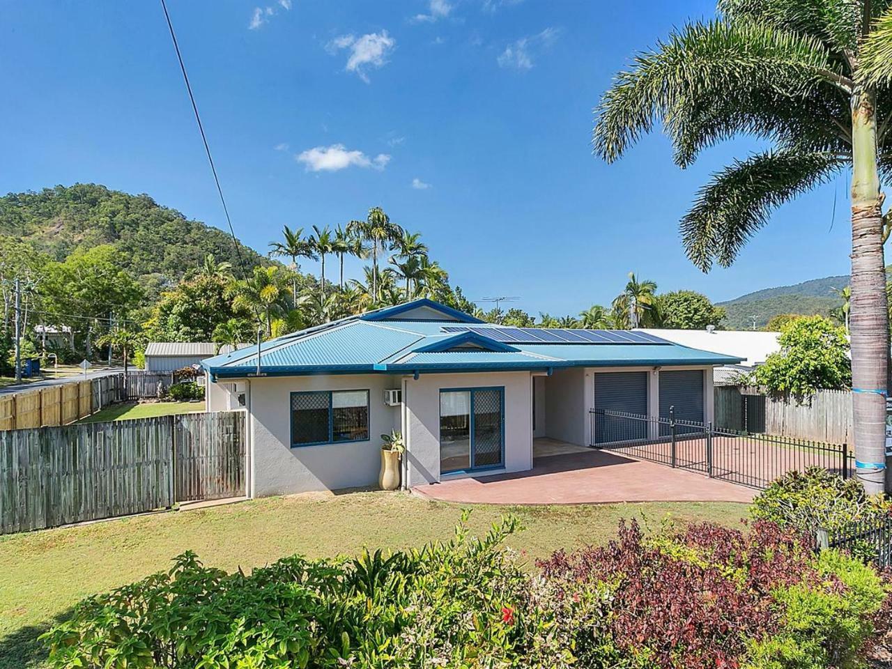 Holiday home Beachcomber Trinity Beach *