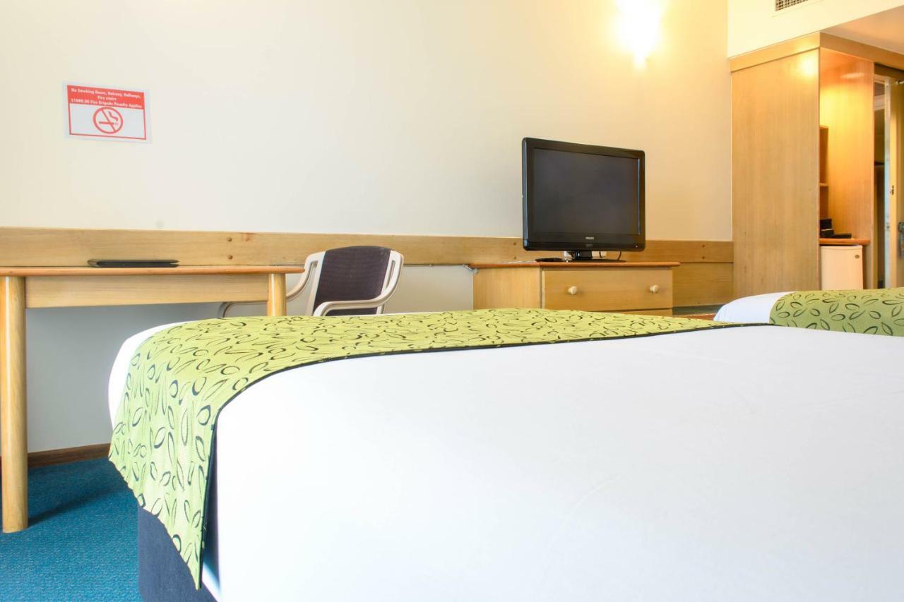 Hotel Acacia Court