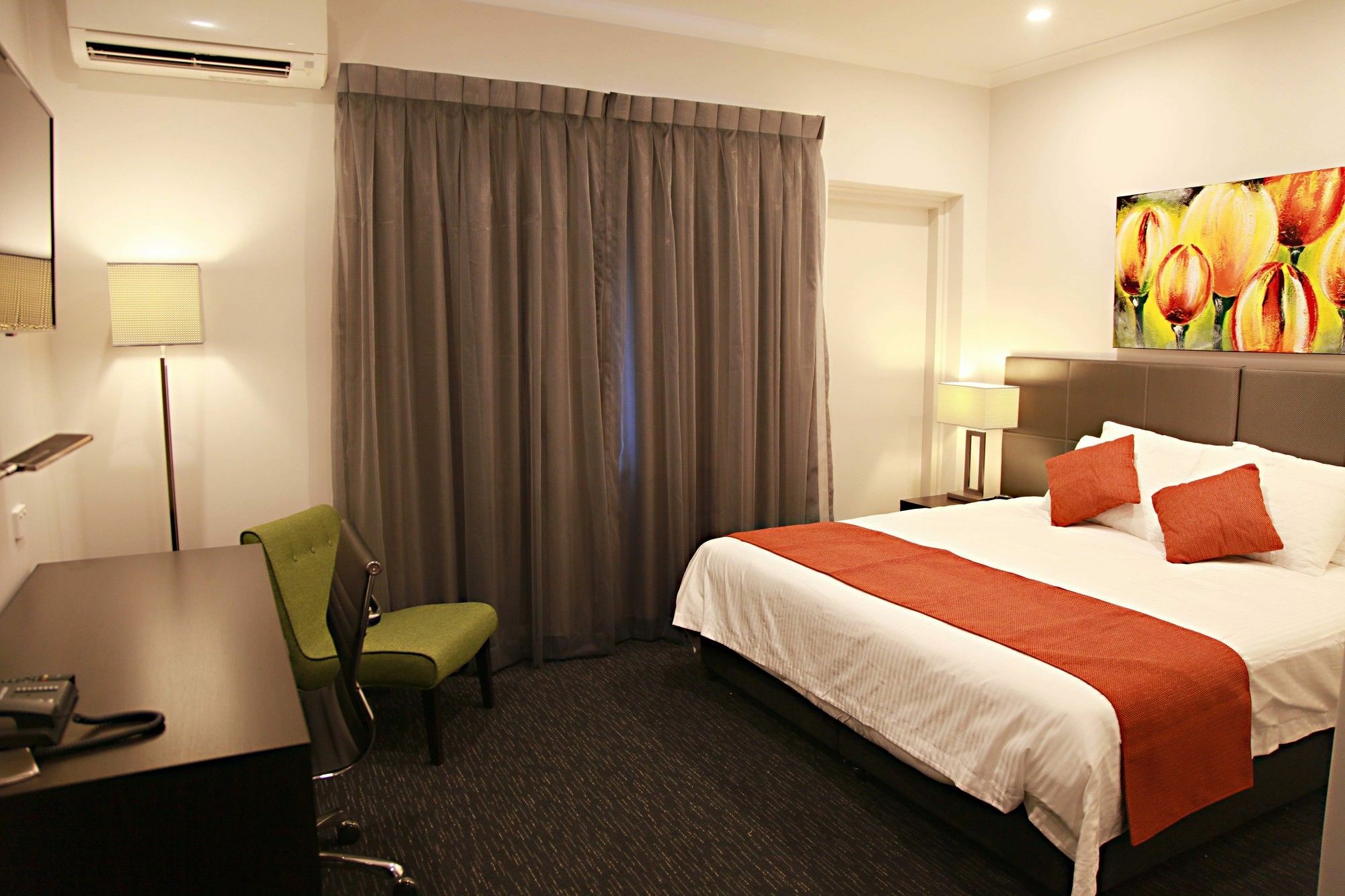 The Abbott Boutique Khách sạn Cairns