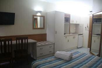 Motel Tropical Queenslander 3*