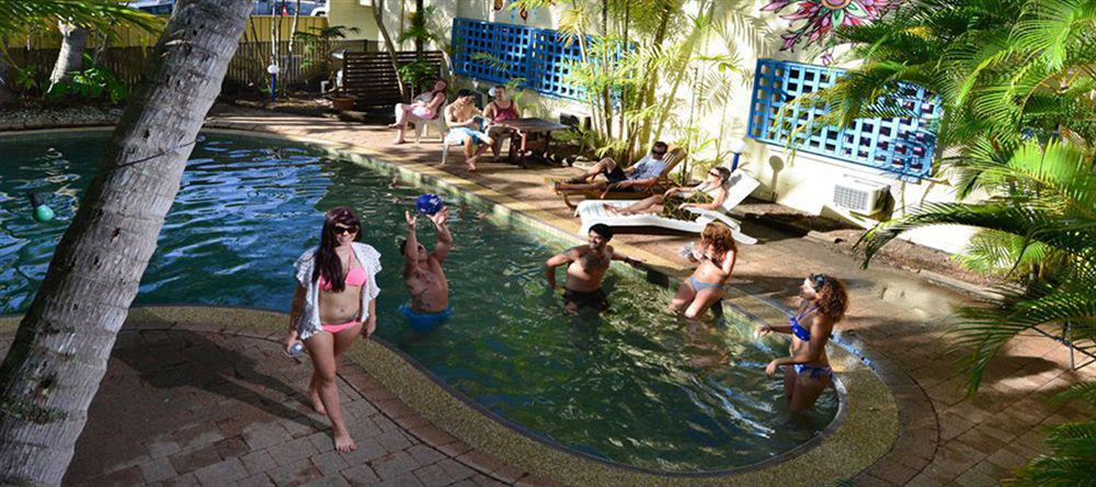 Hostel Mad Monkey Village Cairns