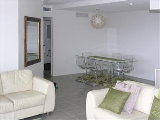 The Boutique Collection - North Shore Towers - Luxury Private 4* Cairns