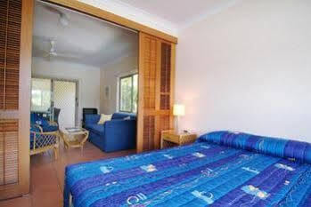 Royal Palm Aparthotel 3*
