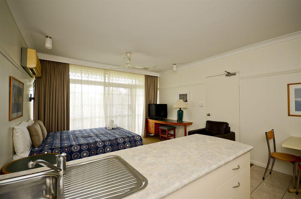 Reef Palms 3*