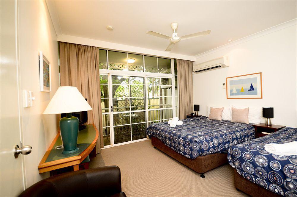 Reef Palms Motel