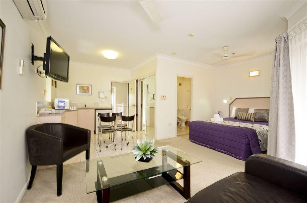 Motel Reef Palms 3*