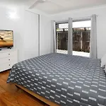 Ground Floor Easy Unit Close To City 4