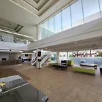 Cairns Luxury Waterfront Apartment