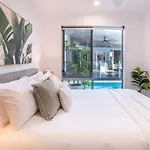 Pembroke House - Inner City Luxury
