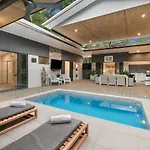Villa Thirty One - Balinese Inspired Escape